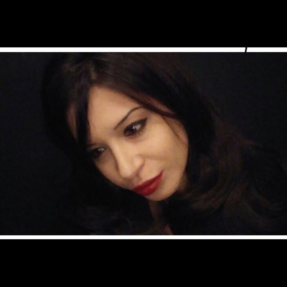 Meet your Posher, Amara